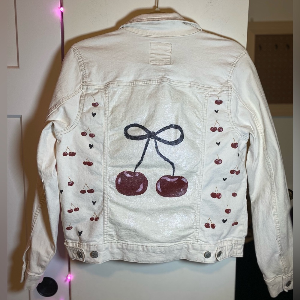 Hand-Painted White Cherry Sparkle Jean Jacket Medium EUC